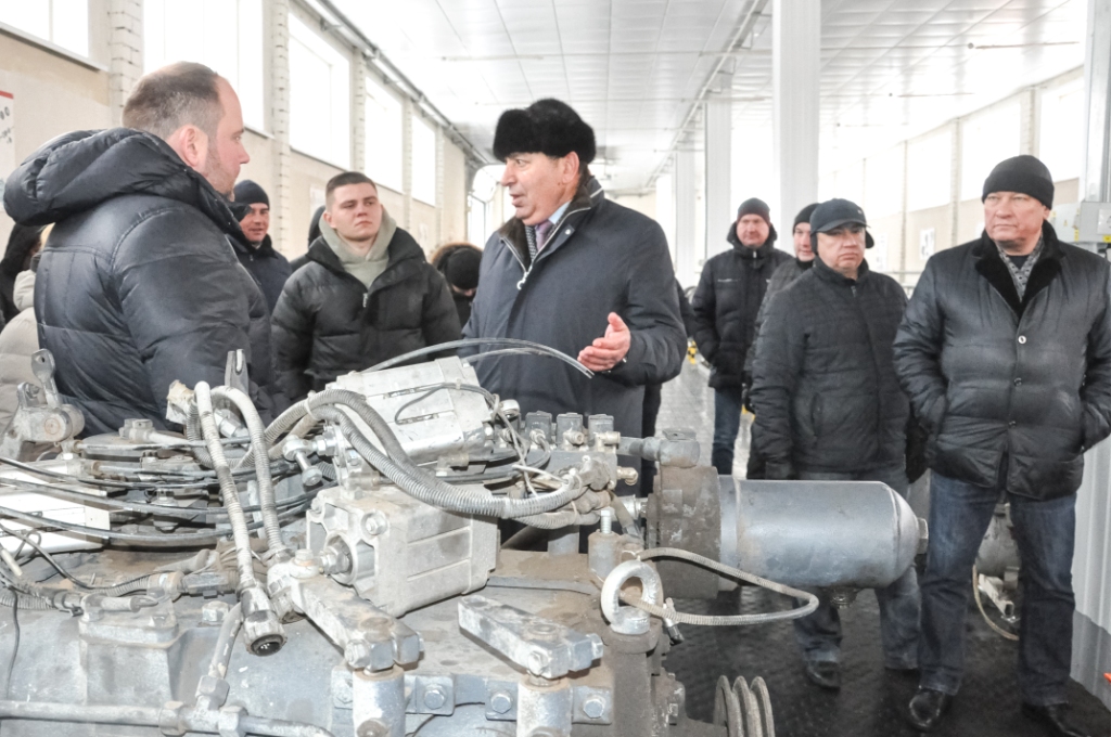 Цех по ремонту двигателей, коробок передач и мостов ОАО «Саратовагропромкомплект»