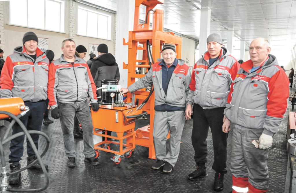 Цех по ремонту двигателей, коробок передач и мостов ОАО «Саратовагропромкомплект»